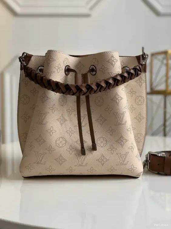 Cheap VUITTON MURIA LOUIS 0704
